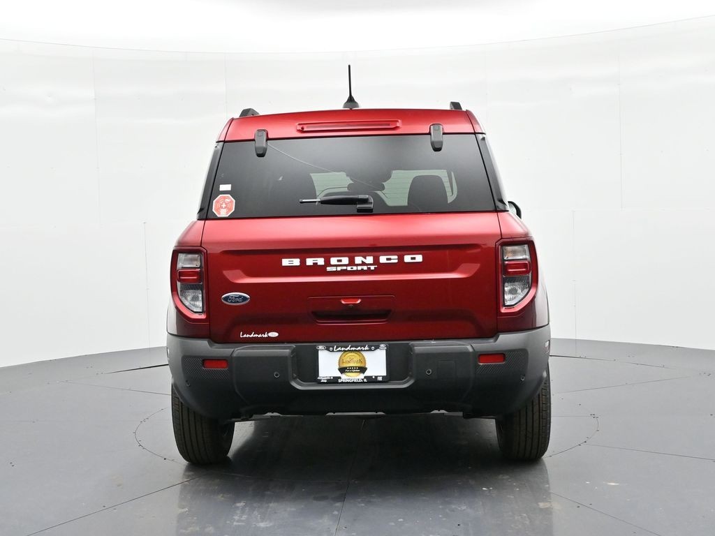 Ford Bronco Sport Vehicle Full-screen Gallery Image 7