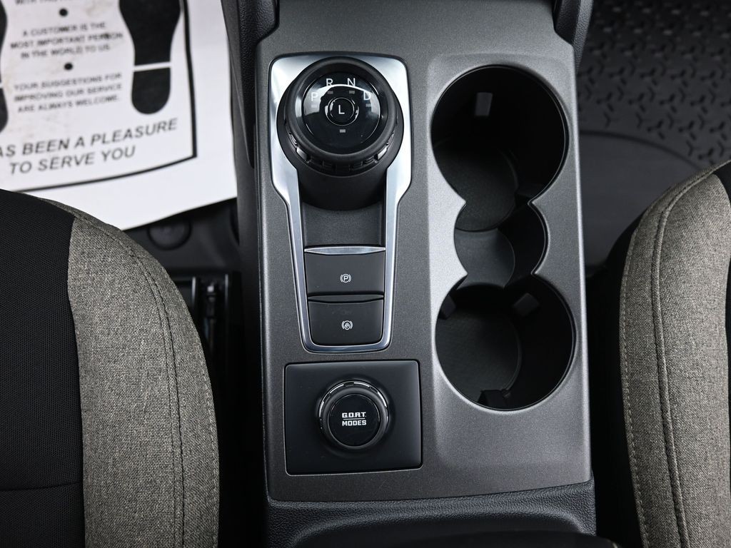 Ford Bronco Sport Vehicle Full-screen Gallery Image 15