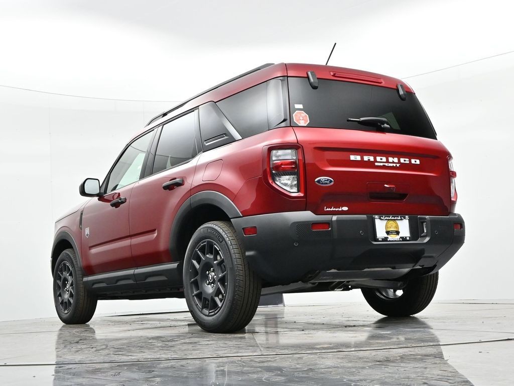 Ford Bronco Sport Vehicle Full-screen Gallery Image 21