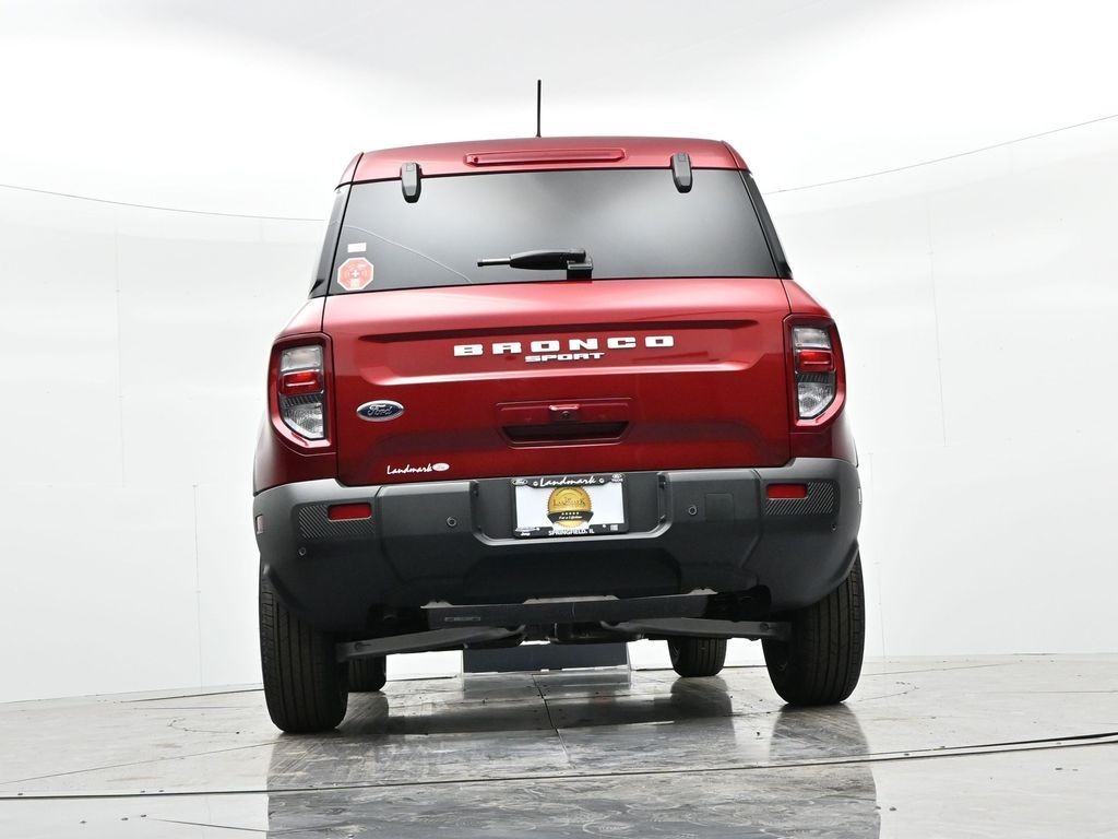 Ford Bronco Sport Vehicle Full-screen Gallery Image 22