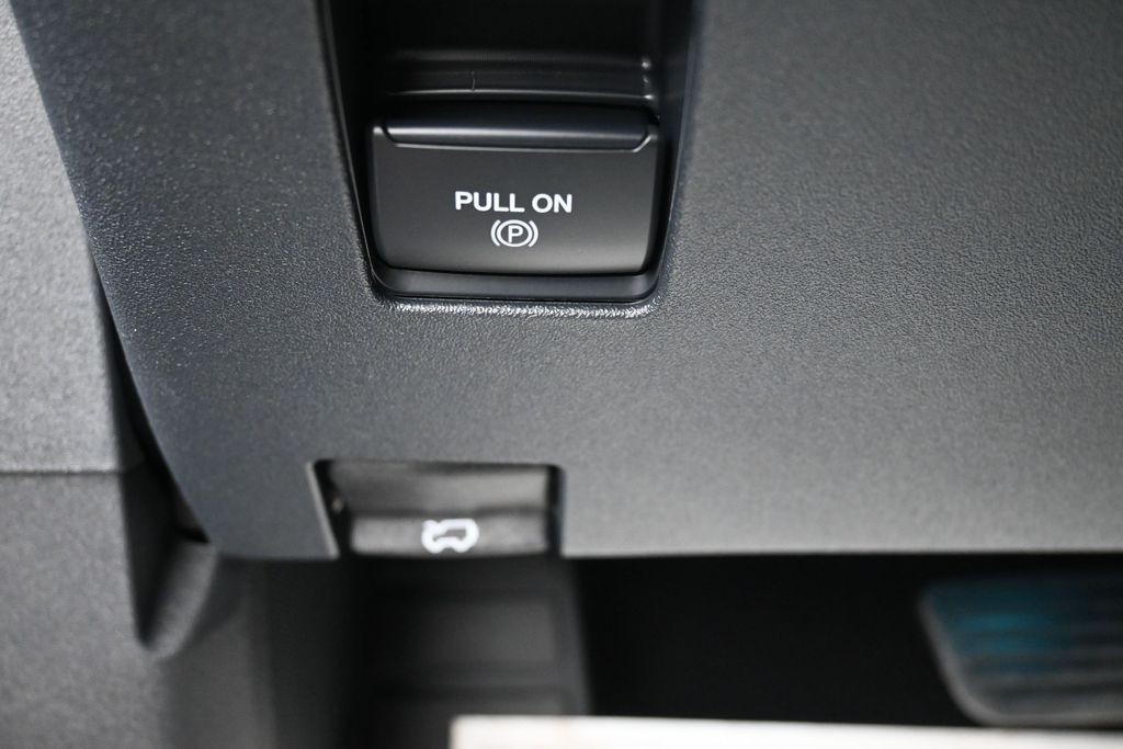 Ford Bronco Vehicle Full-screen Gallery Image 22