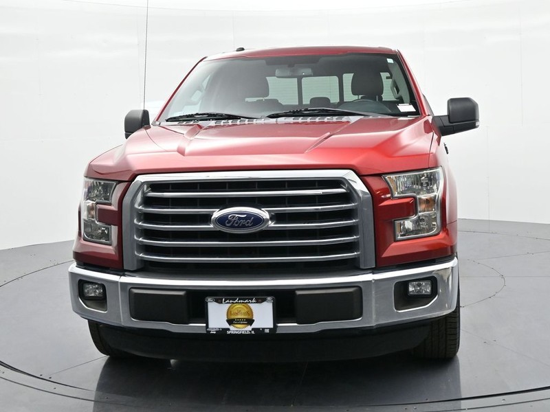 Ford F-150 Vehicle Full-screen Gallery Image 3