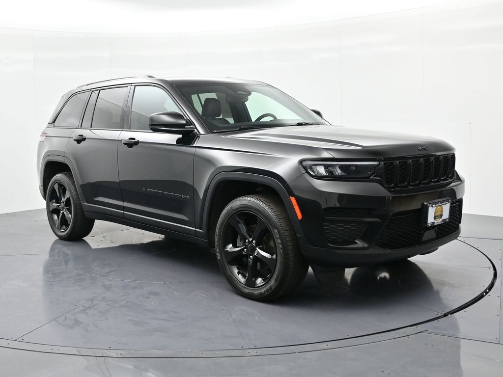 Jeep Grand Cherokee Vehicle Full-screen Gallery Image 4