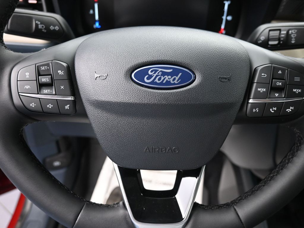 Ford Maverick Vehicle Full-screen Gallery Image 14