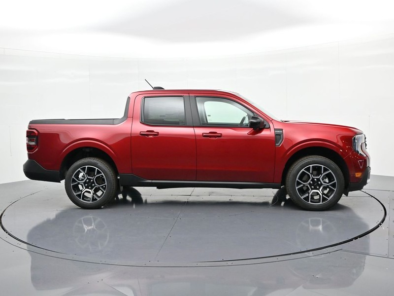 Ford Maverick Vehicle Full-screen Gallery Image 5