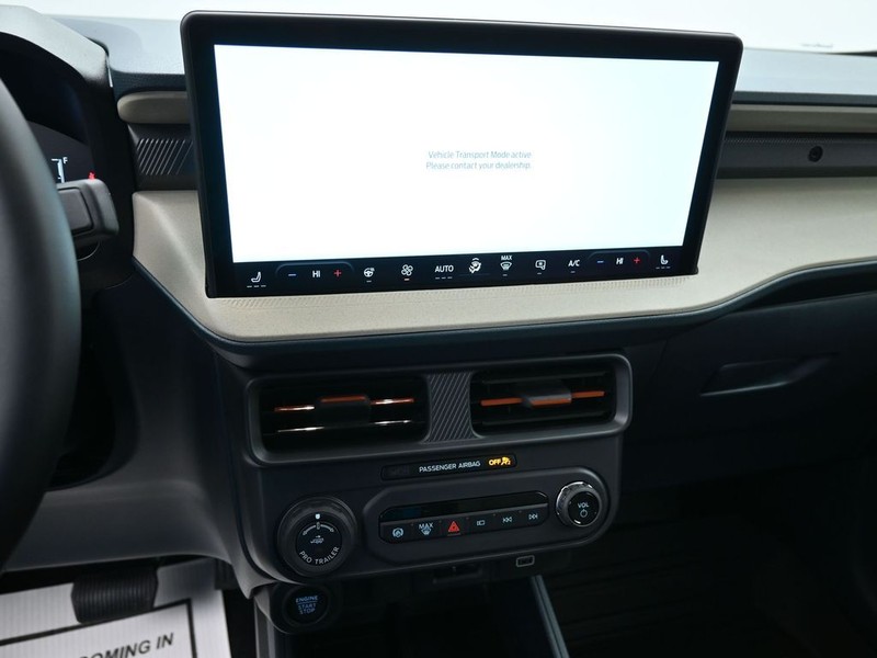 Ford Maverick Vehicle Full-screen Gallery Image 11