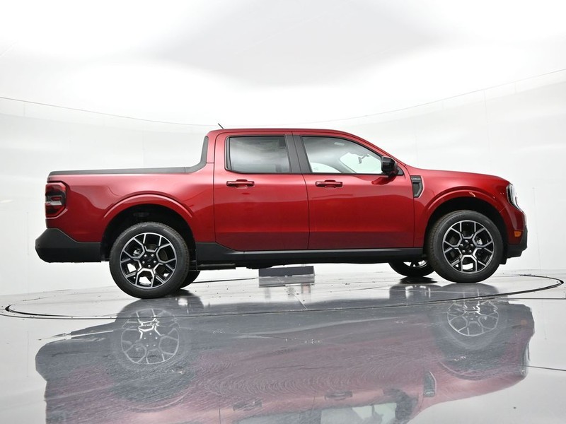 Ford Maverick Vehicle Full-screen Gallery Image 25