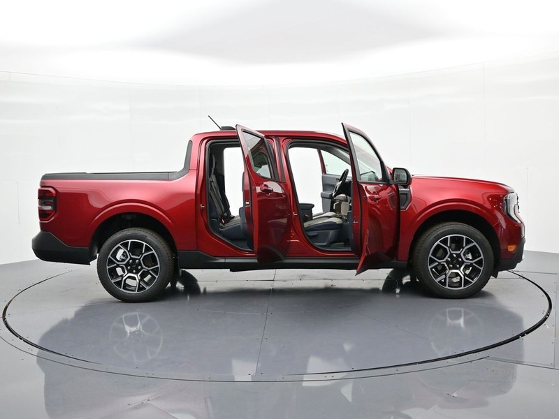 Ford Maverick Vehicle Full-screen Gallery Image 26