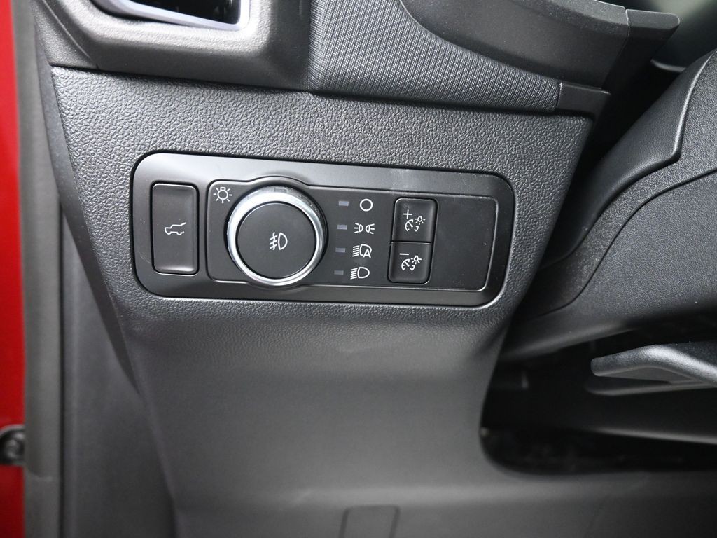 Ford Bronco Sport Vehicle Full-screen Gallery Image 14