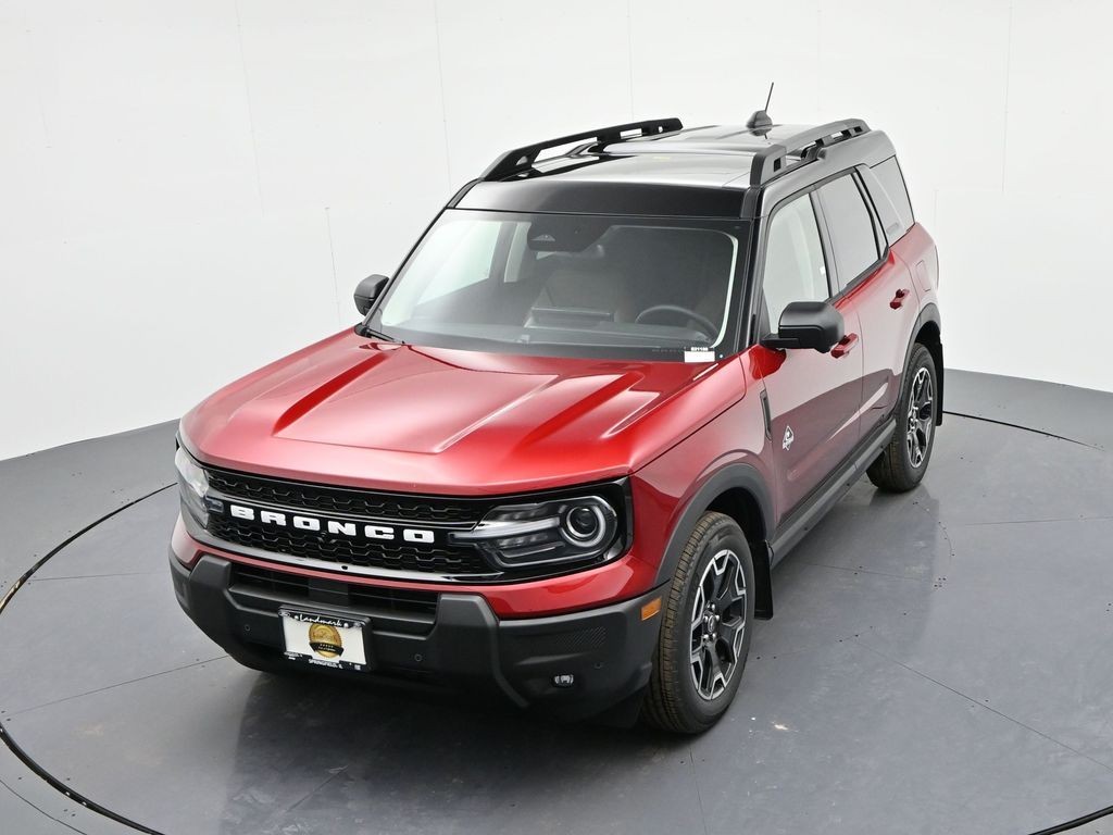 Ford Bronco Sport Vehicle Full-screen Gallery Image 20