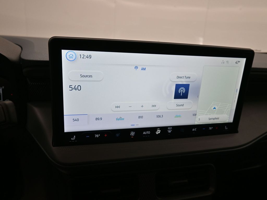 Ford Maverick Vehicle Full-screen Gallery Image 12