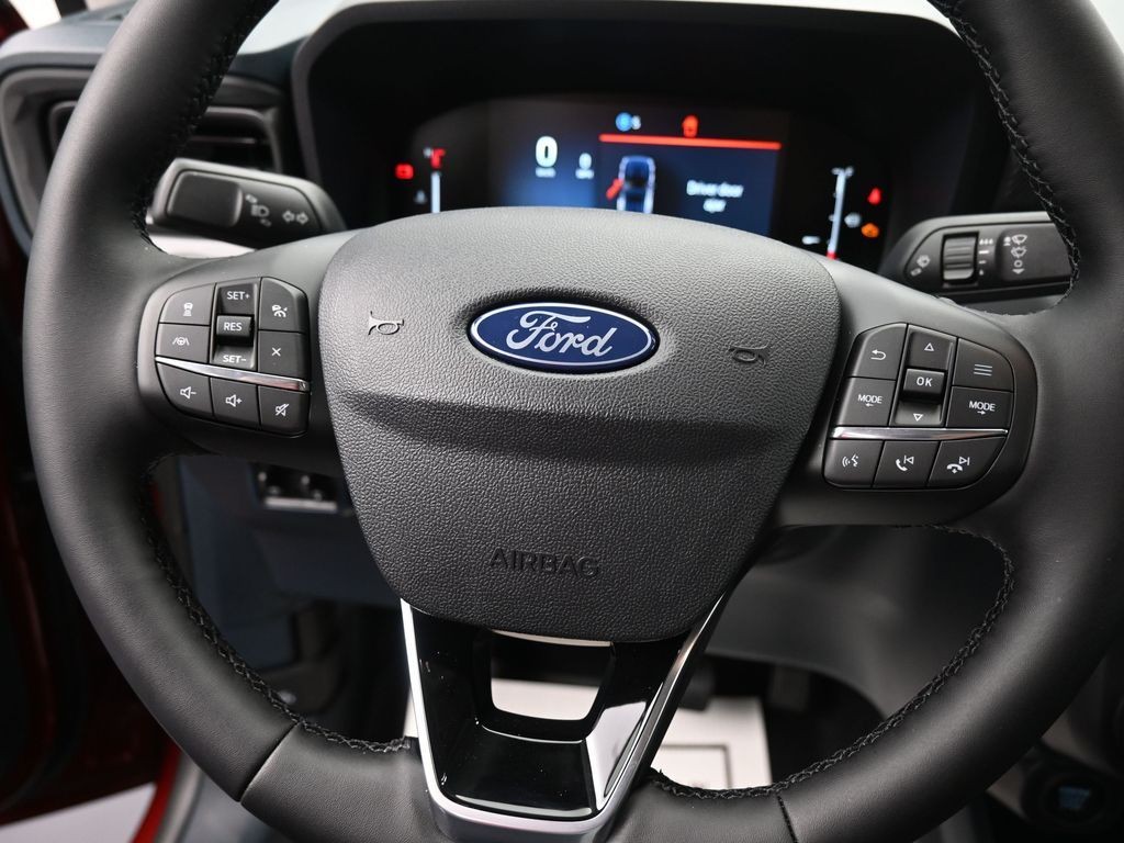 Ford Maverick Vehicle Full-screen Gallery Image 15