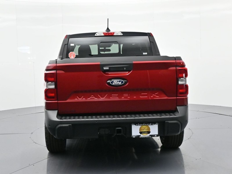 Ford Maverick Vehicle Full-screen Gallery Image 7