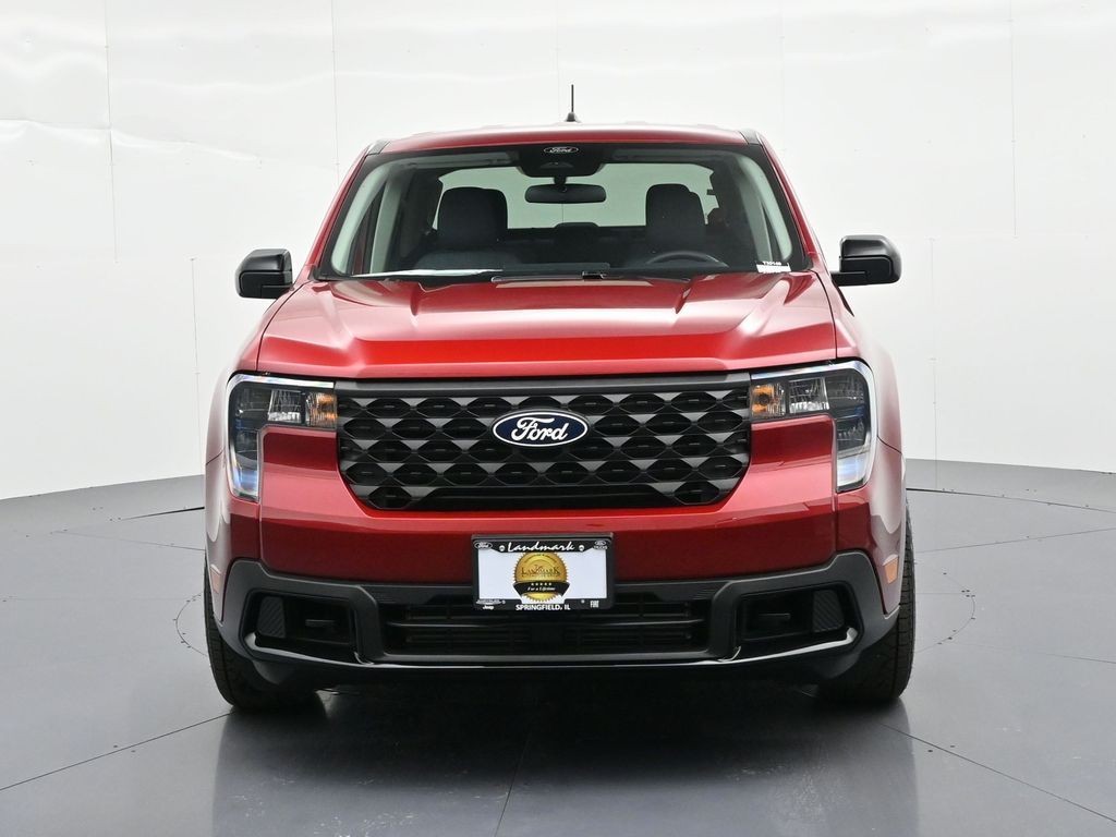 Ford Maverick Vehicle Full-screen Gallery Image 3