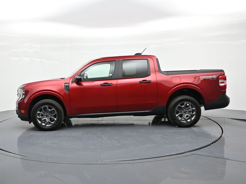 Ford Maverick Vehicle Full-screen Gallery Image 9