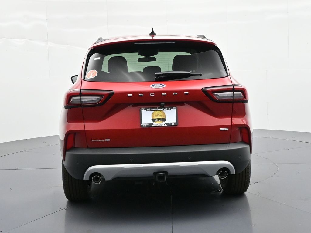 Ford Escape Plug-In Hybrid Vehicle Full-screen Gallery Image 7