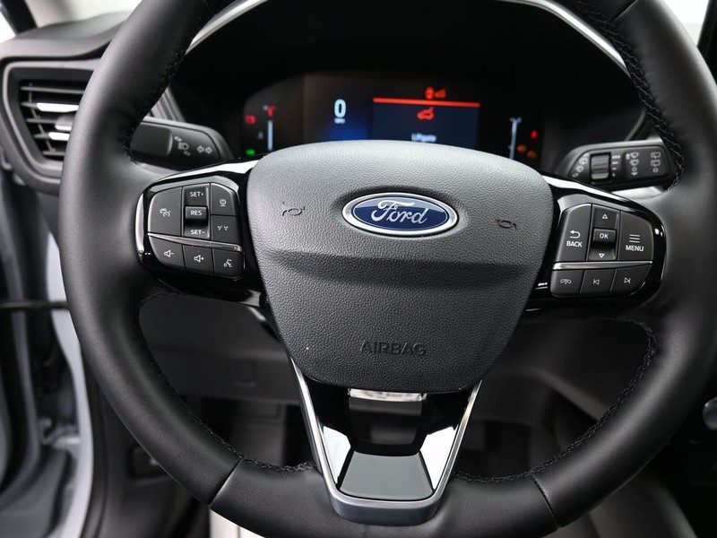 Ford Escape Vehicle Full-screen Gallery Image 14