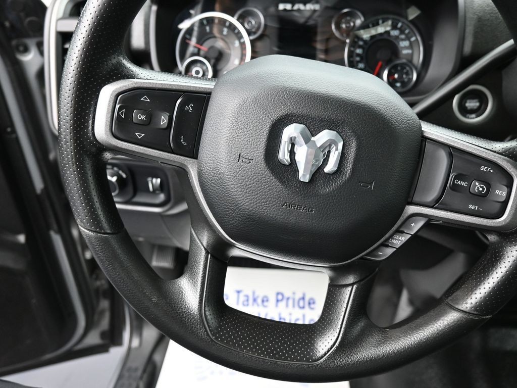 Ram 3500 Chassis Cab Vehicle Full-screen Gallery Image 10