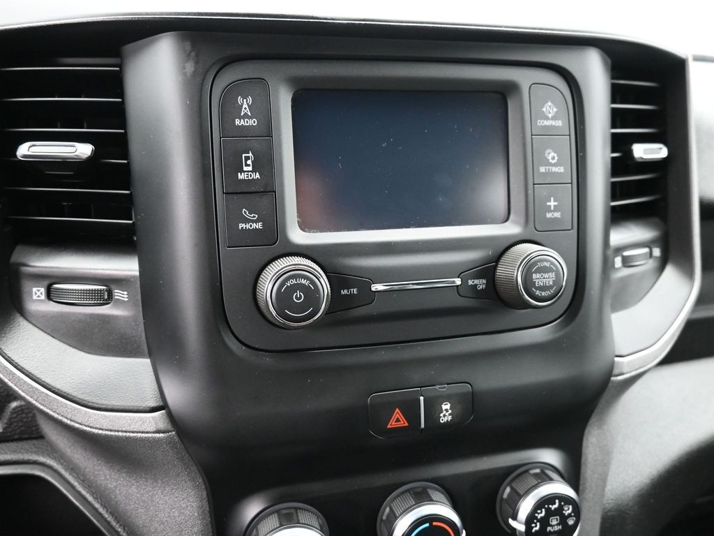 Ram 3500 Chassis Cab Vehicle Full-screen Gallery Image 11