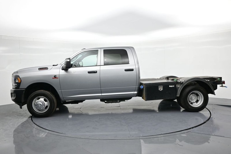 Ram 3500 Chassis Cab Vehicle Full-screen Gallery Image 9
