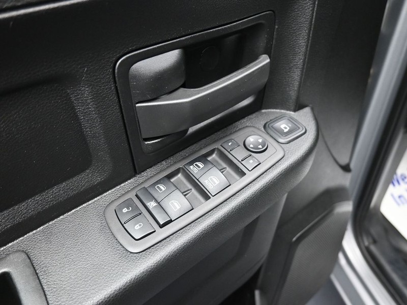 Ram 3500 Chassis Cab Vehicle Full-screen Gallery Image 14