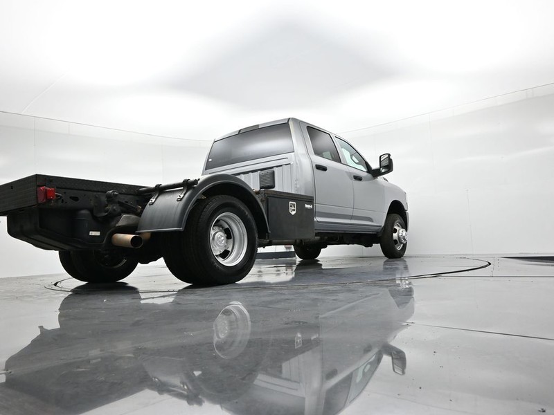 Ram 3500 Chassis Cab Vehicle Full-screen Gallery Image 22