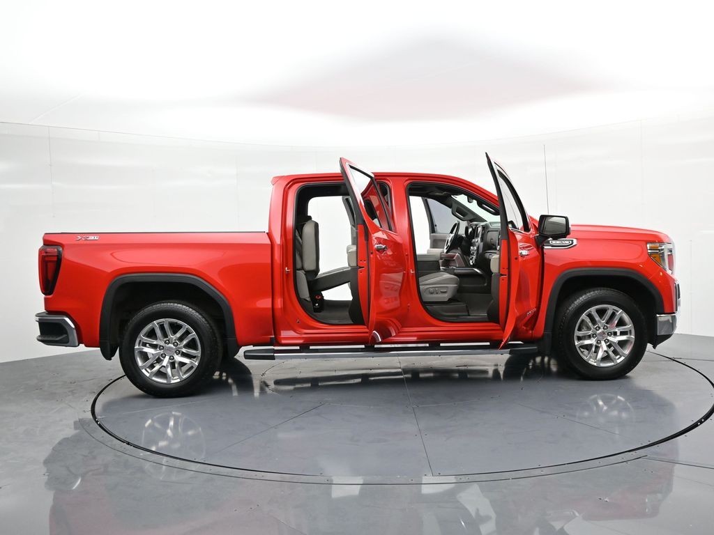 GMC Sierra 1500 Vehicle Full-screen Gallery Image 26