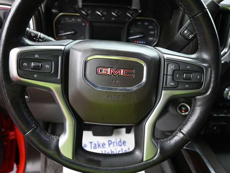 GMC Sierra 1500 Vehicle Full-screen Gallery Image 14