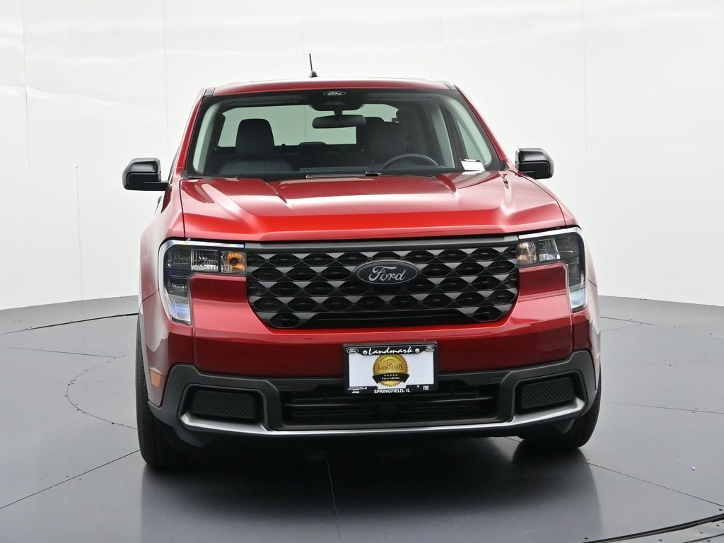 Ford Maverick Vehicle Full-screen Gallery Image 3