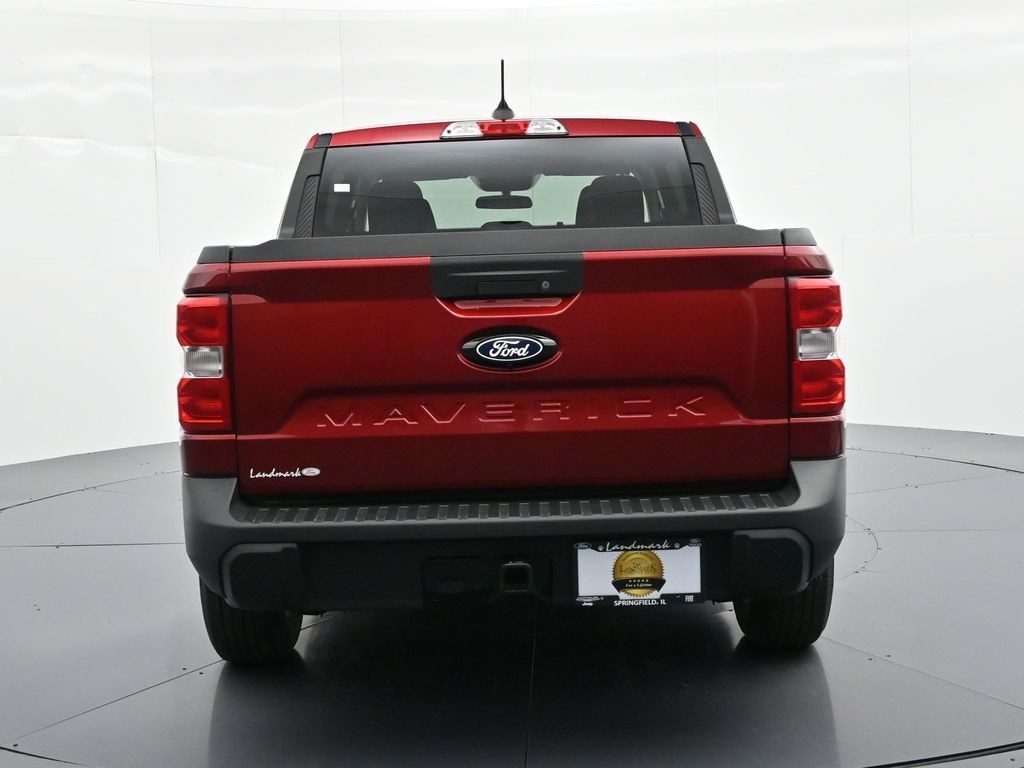 Ford Maverick Vehicle Full-screen Gallery Image 7