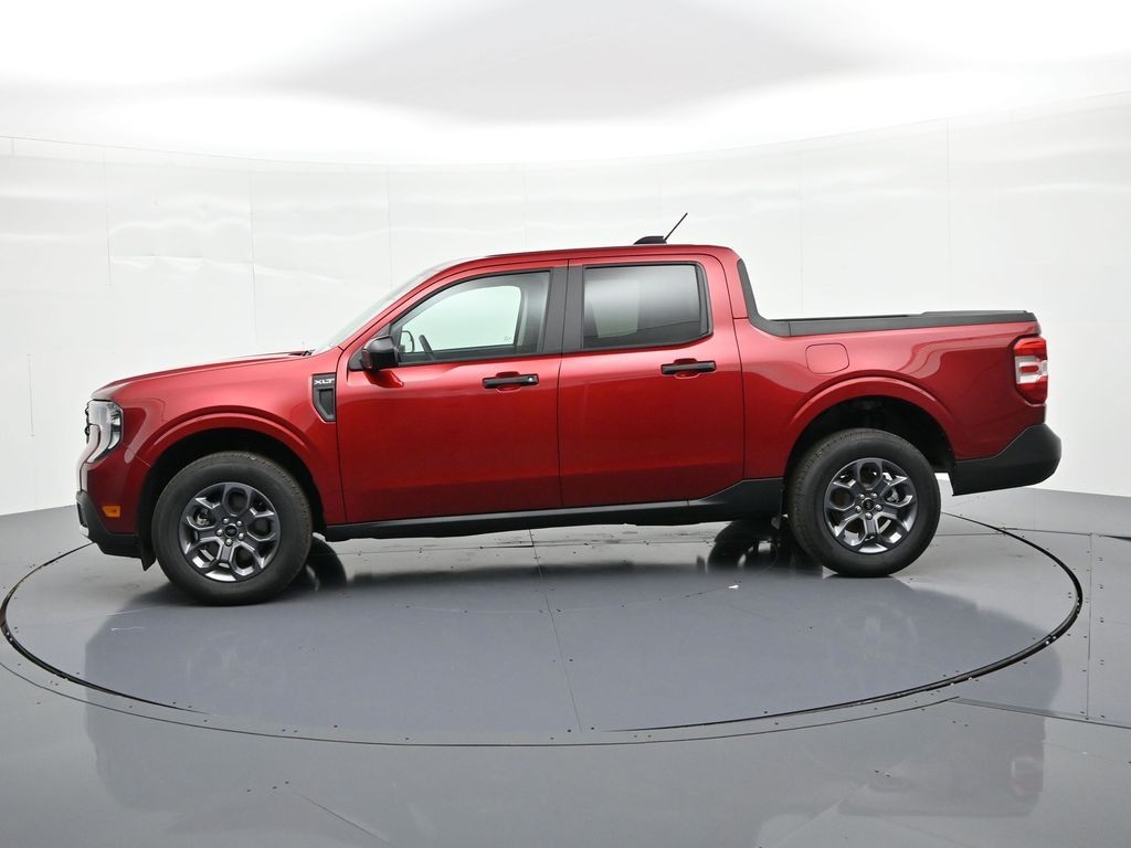 Ford Maverick Vehicle Full-screen Gallery Image 9