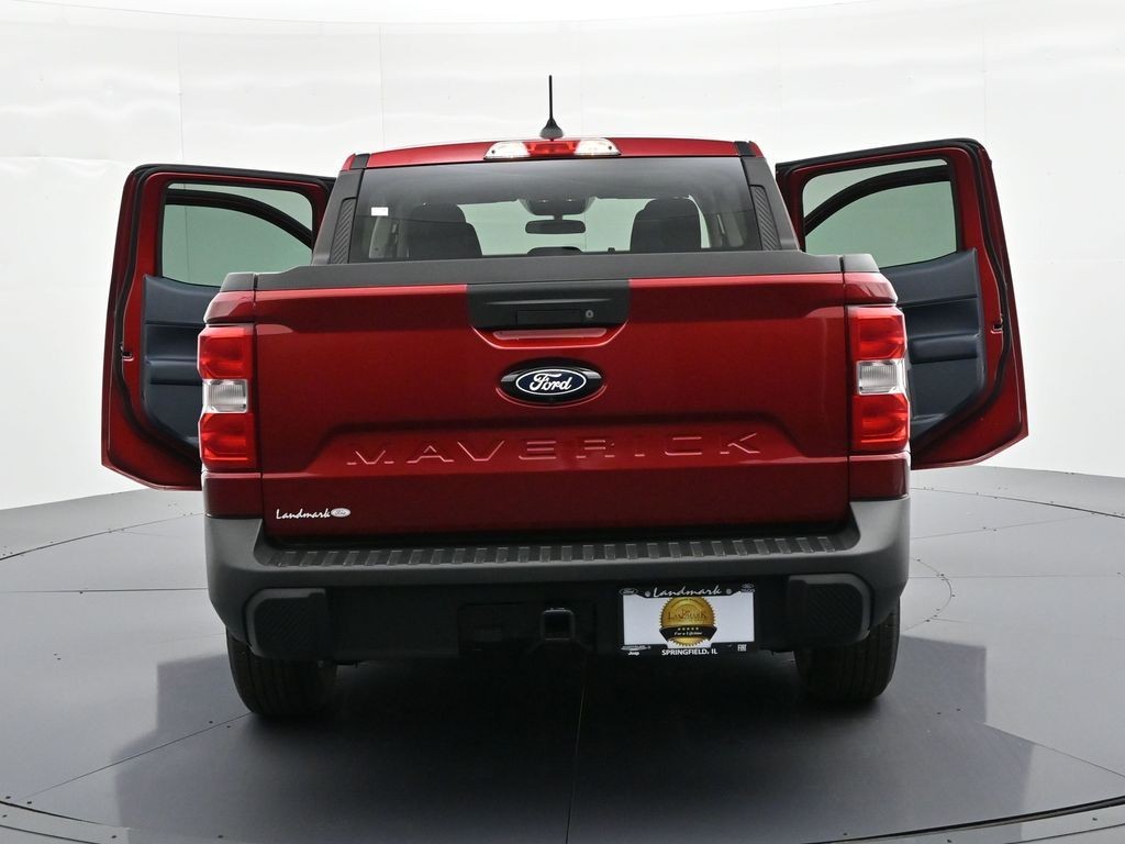 Ford Maverick Vehicle Full-screen Gallery Image 36