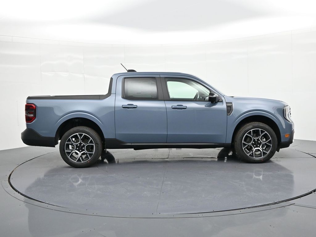 Ford Maverick Vehicle Full-screen Gallery Image 5