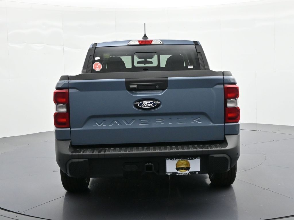 Ford Maverick Vehicle Full-screen Gallery Image 7