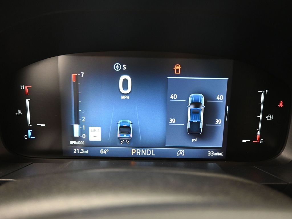 Ford Maverick Vehicle Full-screen Gallery Image 10