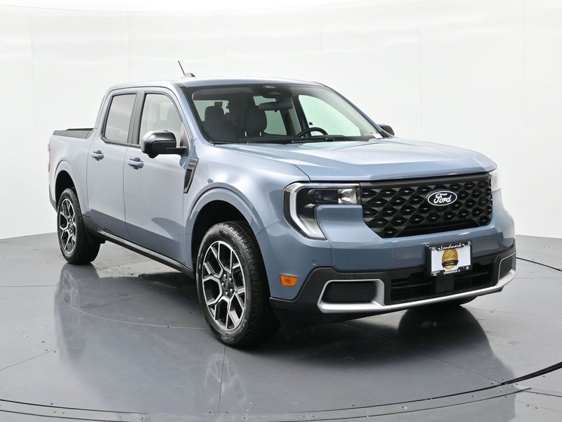 Ford Maverick Vehicle Full-screen Gallery Image 4