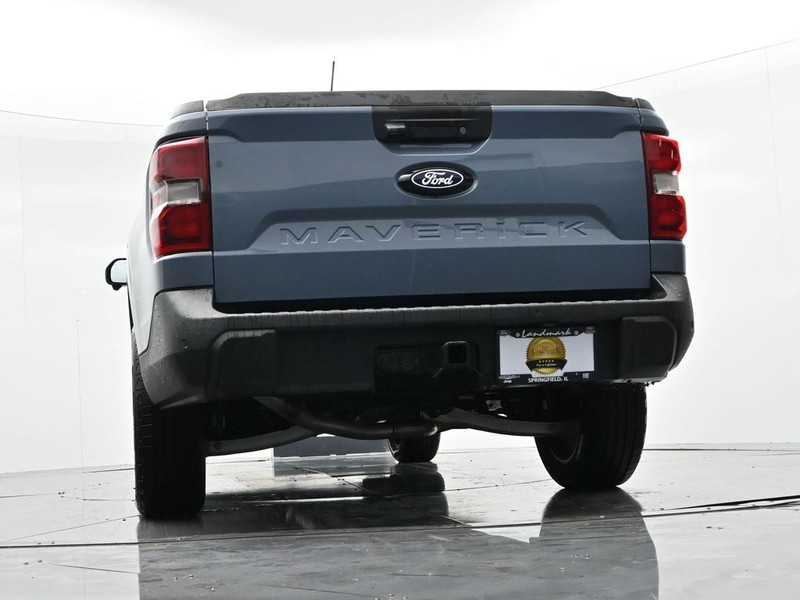 Ford Maverick Vehicle Full-screen Gallery Image 25