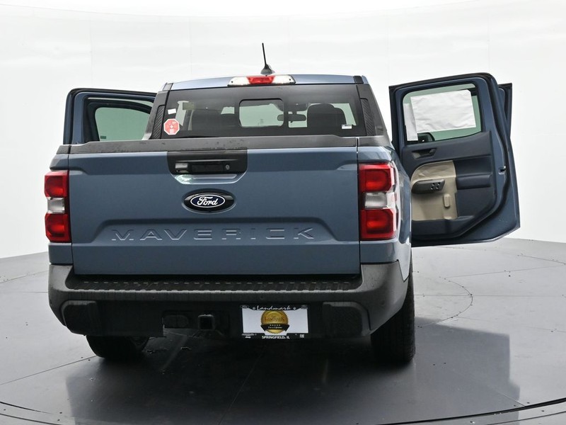 Ford Maverick Vehicle Full-screen Gallery Image 31