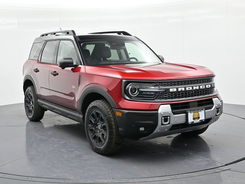 Ford Bronco Sport Vehicle Full-screen Gallery Image 4