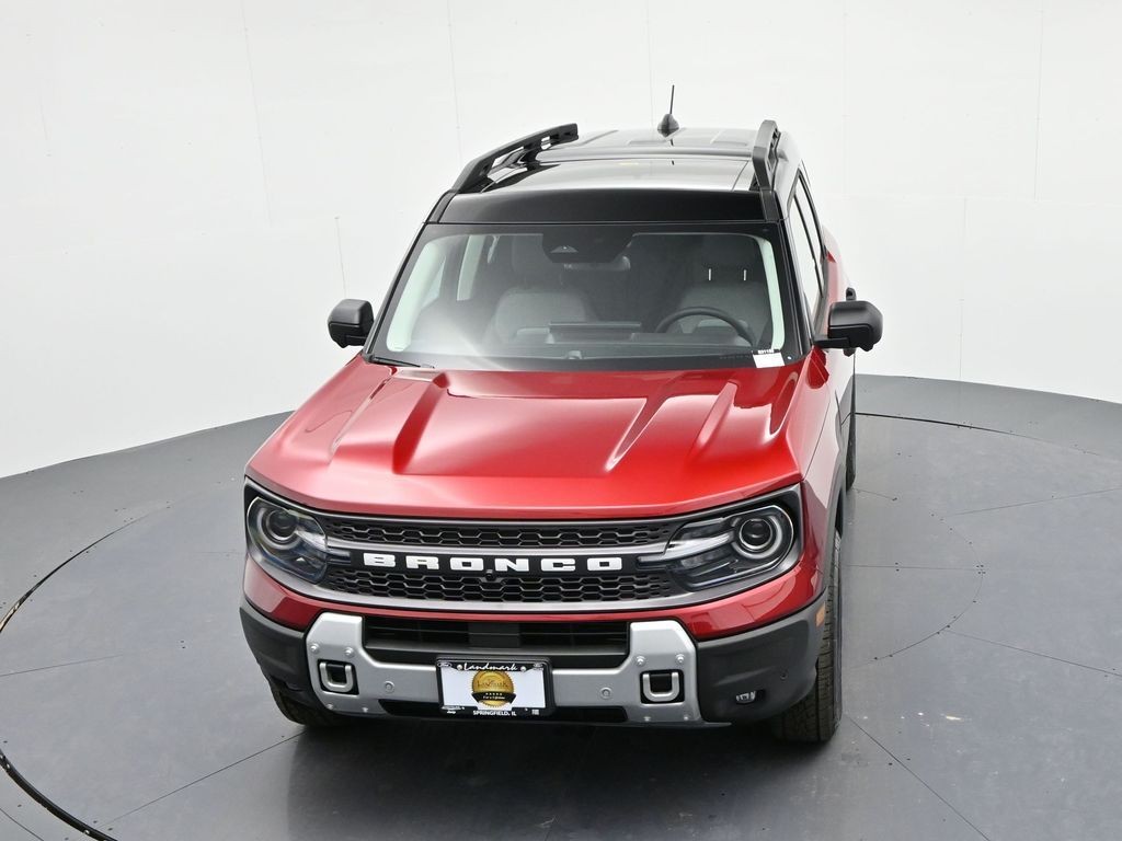 Ford Bronco Sport Vehicle Full-screen Gallery Image 19