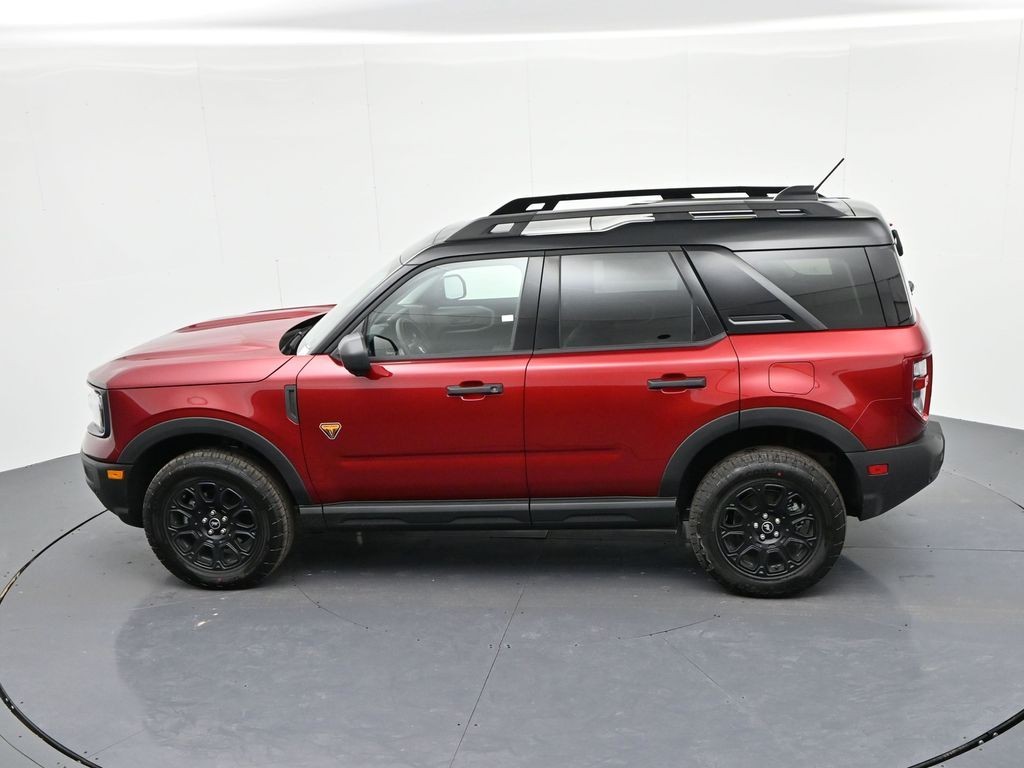 Ford Bronco Sport Vehicle Full-screen Gallery Image 21