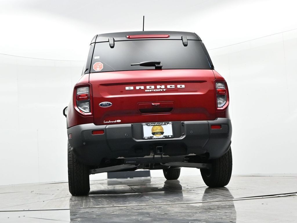Ford Bronco Sport Vehicle Full-screen Gallery Image 23