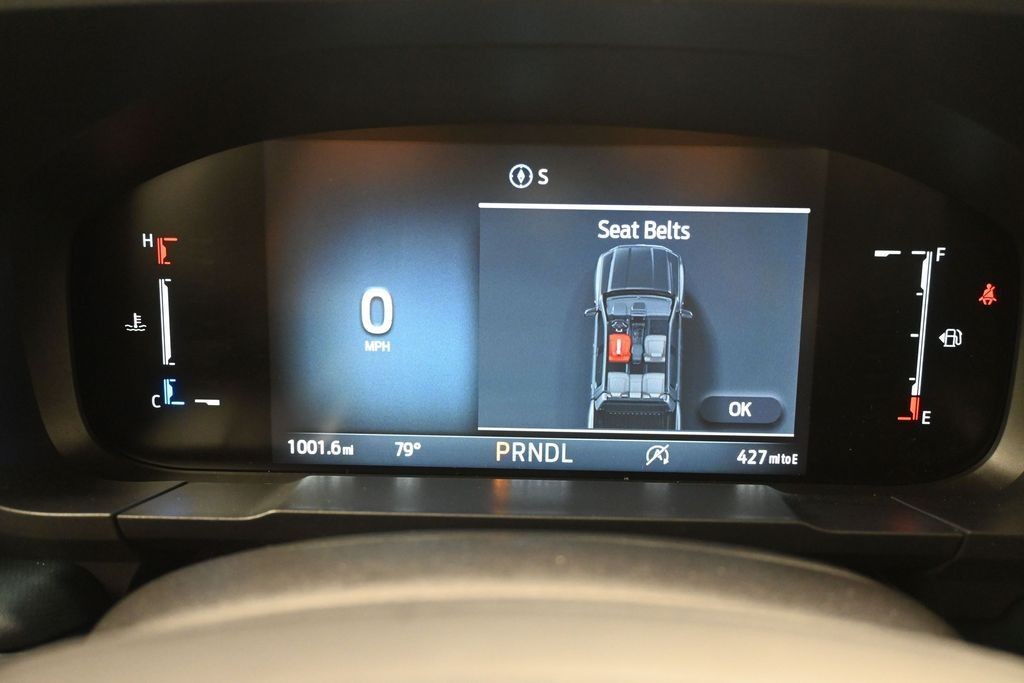 Ford Maverick Vehicle Full-screen Gallery Image 10