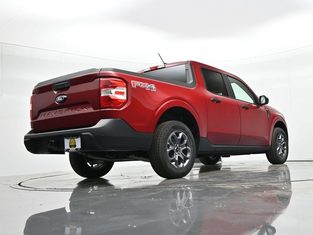 Ford Maverick Vehicle Full-screen Gallery Image 32