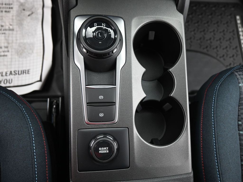 Ford Bronco Sport Vehicle Full-screen Gallery Image 15