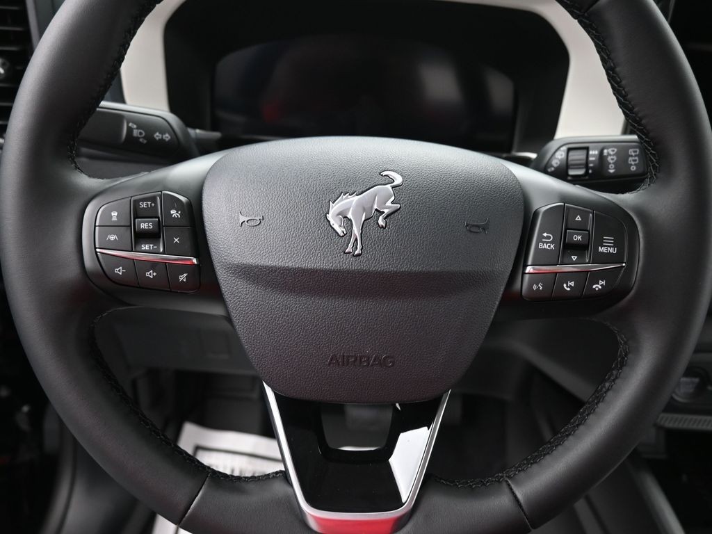 Ford Bronco Sport Vehicle Full-screen Gallery Image 16