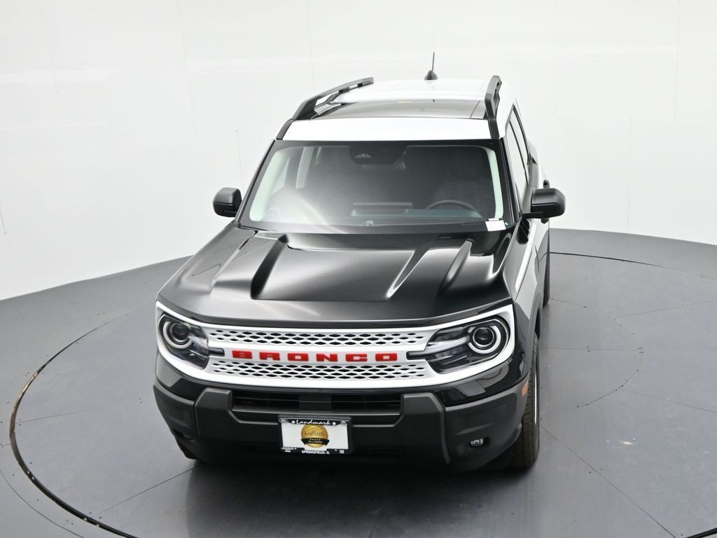 Ford Bronco Sport Vehicle Full-screen Gallery Image 21