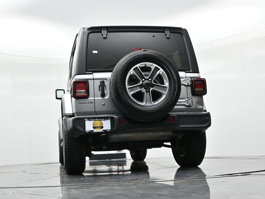 Jeep Wrangler Unlimited Vehicle Full-screen Gallery Image 21