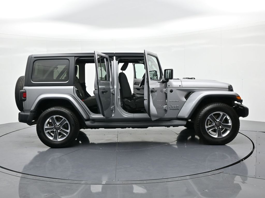 Jeep Wrangler Unlimited Vehicle Full-screen Gallery Image 24