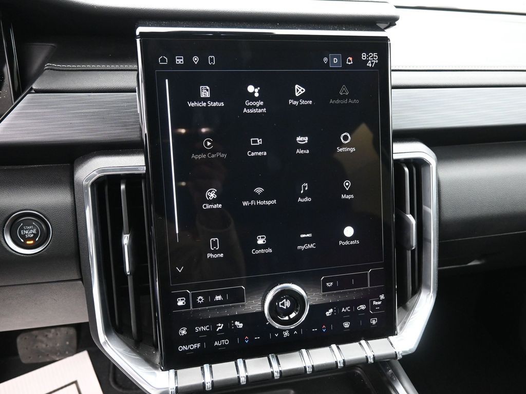 GMC Acadia Vehicle Full-screen Gallery Image 13